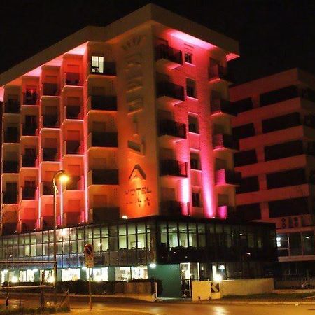 Hotel Regina In Spiaggia Rimini Kültér fotó