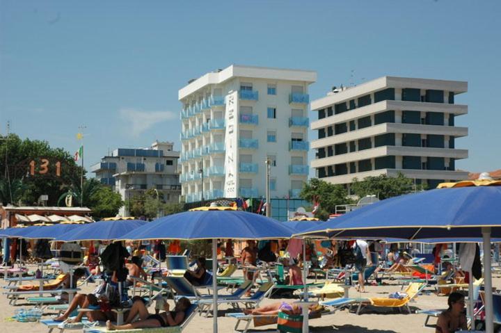 Hotel Regina In Spiaggia Rimini Kültér fotó