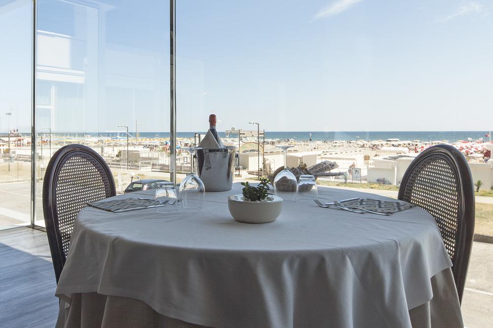 Hotel Regina In Spiaggia Rimini Kültér fotó